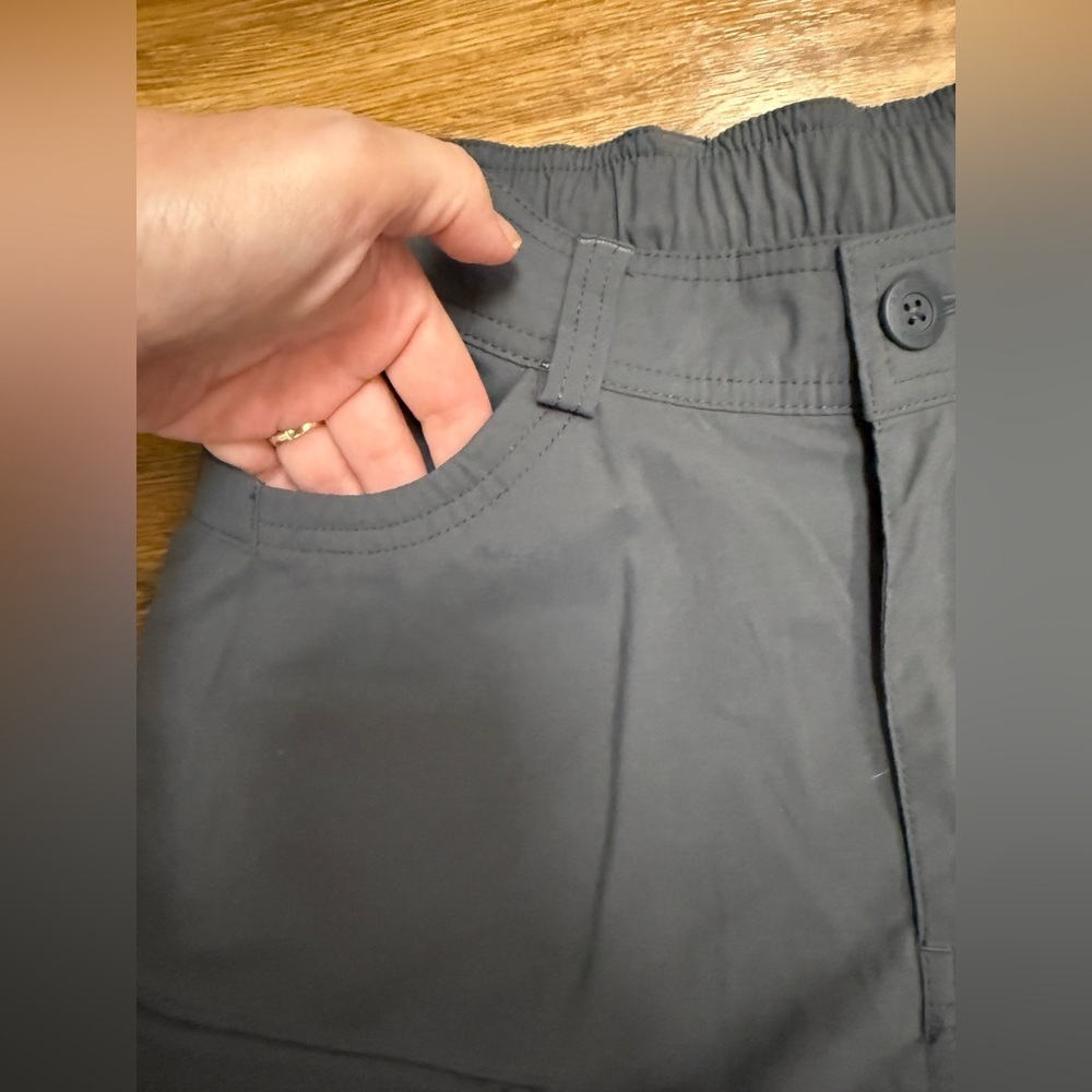 REI women’s Gray convertible hiking walking camping pants shorts nylon 28x30 EUC - Picture 5 of 12